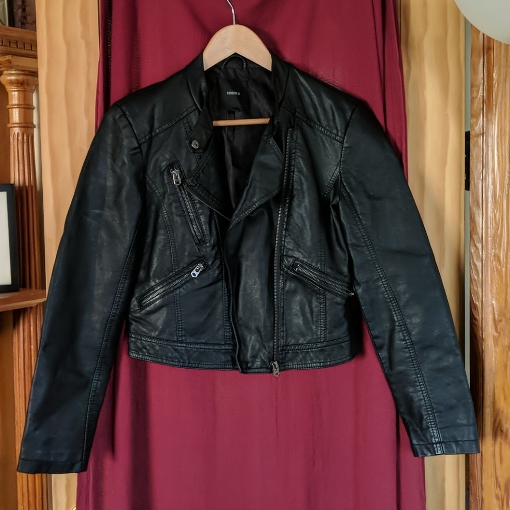 Forever 21 crop leather jacket